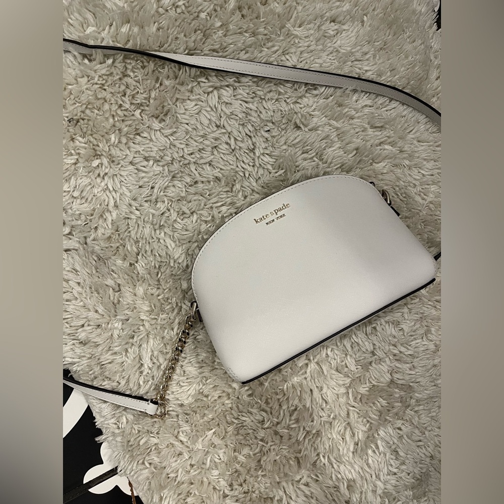 Kate Spade Crossbody in Cream/White color. - Picture 9 of 10